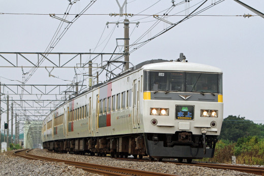 656047 (a): :1920x1279